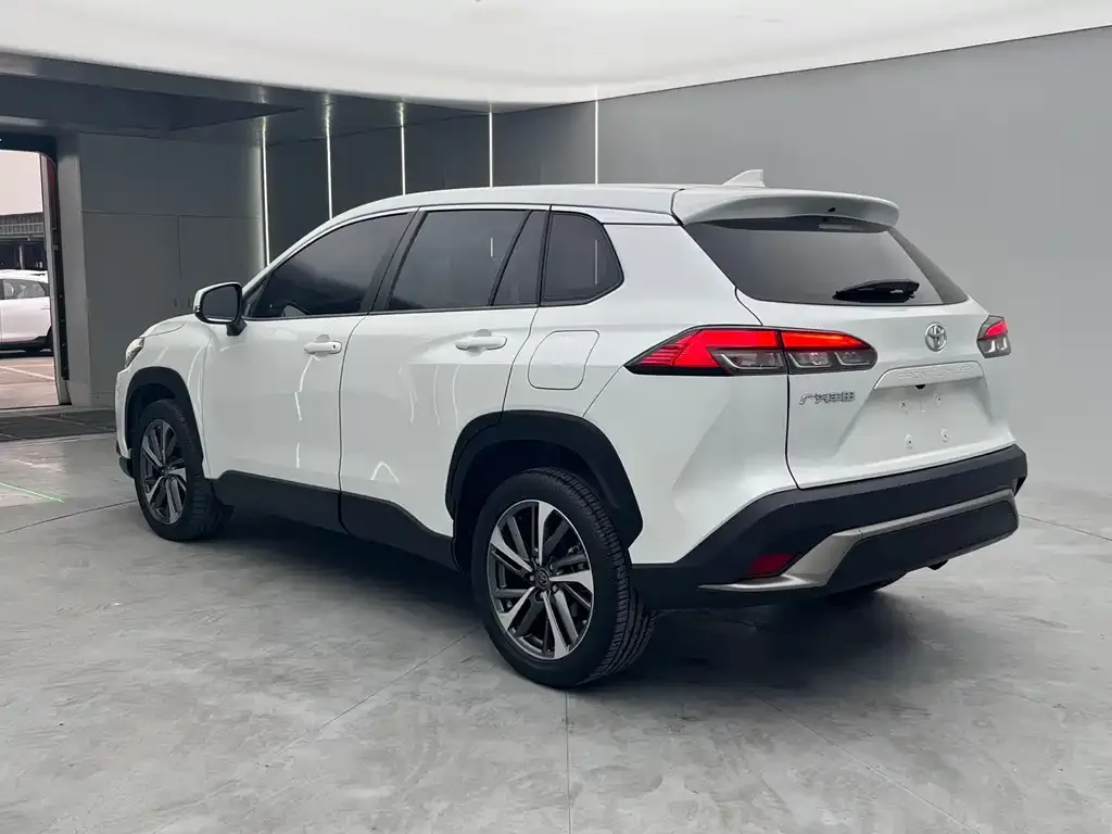 Toyota Frontlander 2022 из CN, фото 9