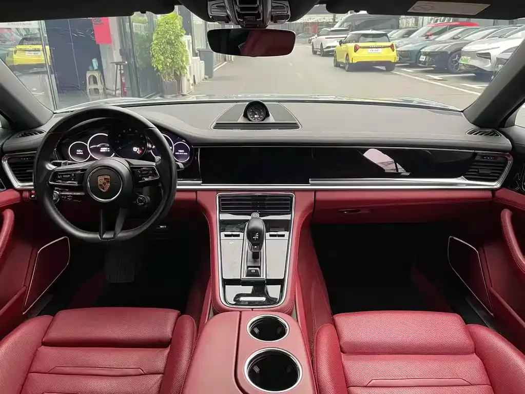 Porsche Panamera 2021 из CN, фото 7