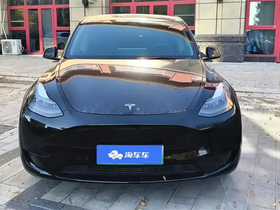 Tesla Model Y — фото 4