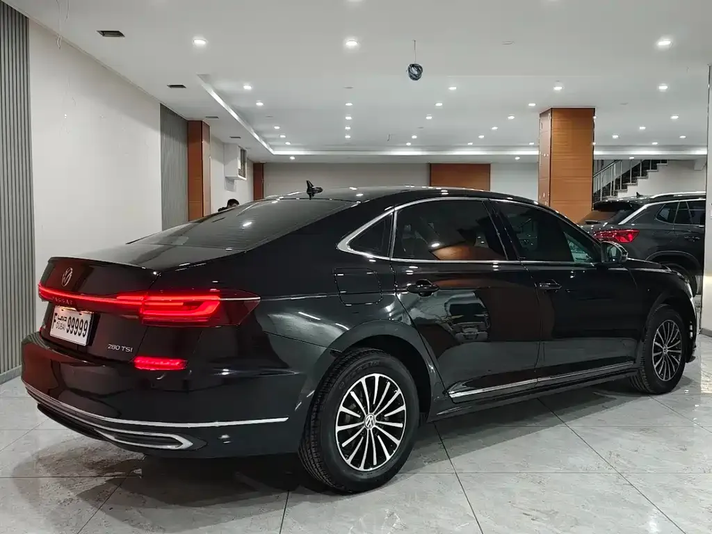 Volkswagen Passat — фото 4