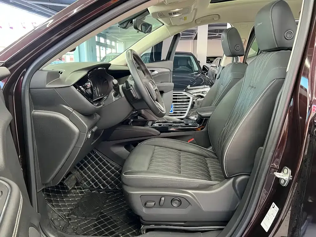 Buick Envision Plus — фото 5