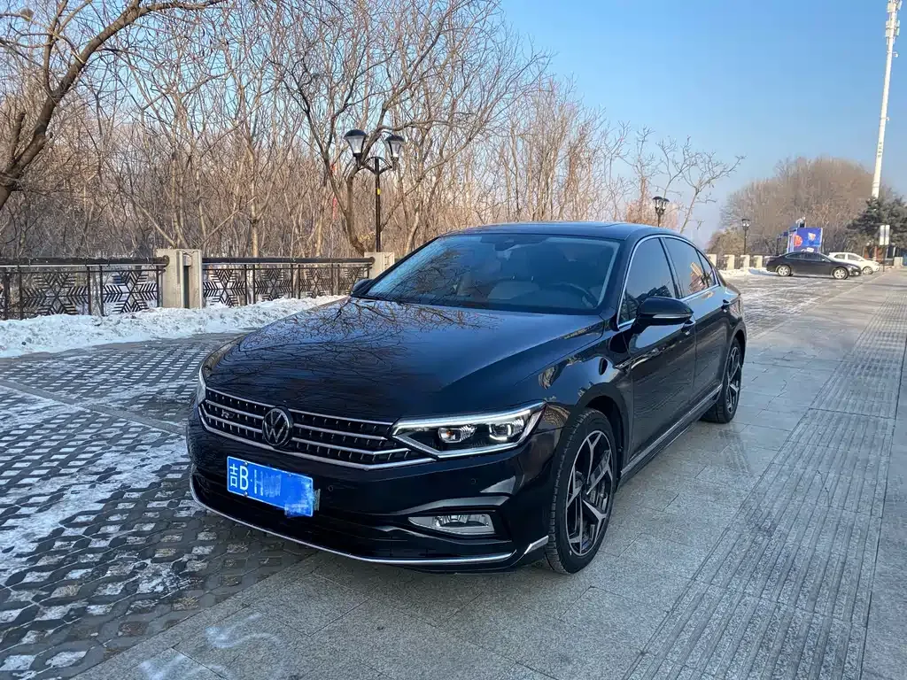 Volkswagen Magotan 2023 из CN, фото 1