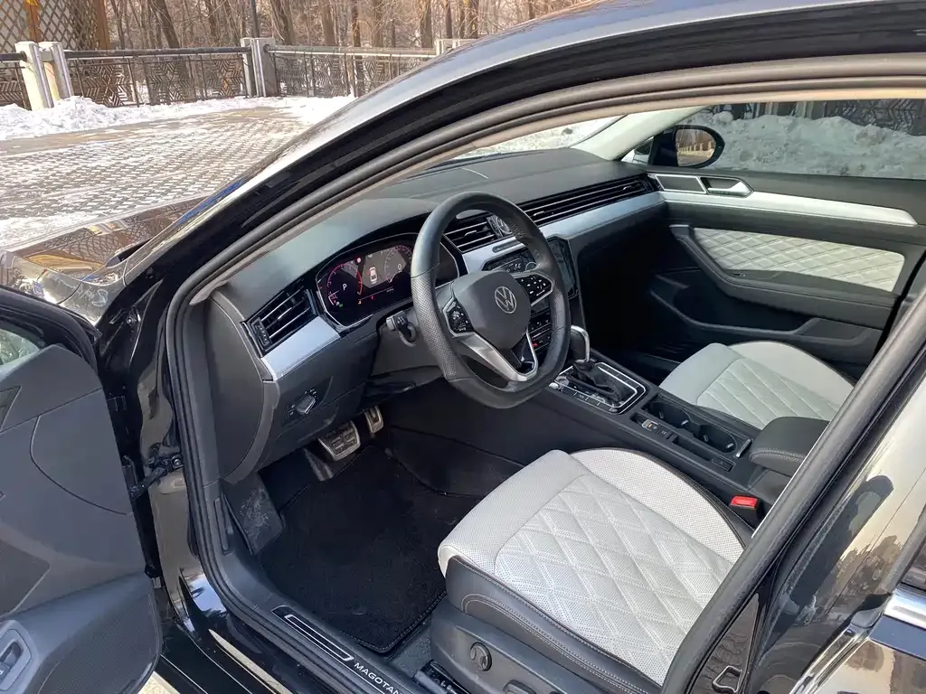Volkswagen Magotan 2023 из CN, фото 10