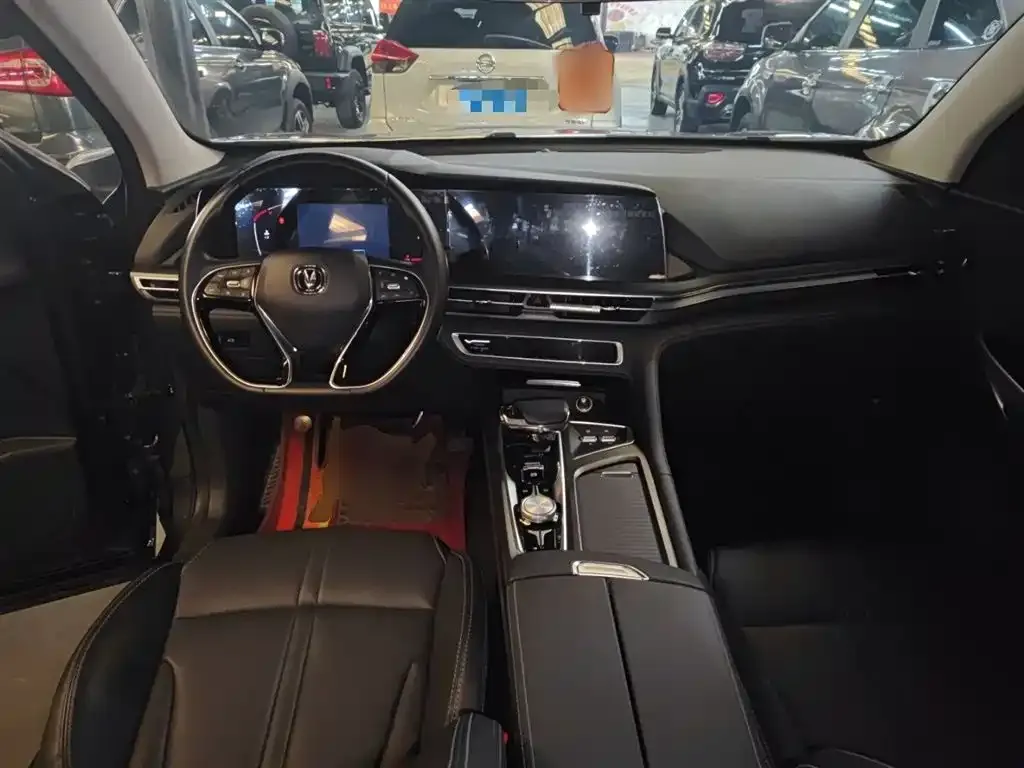 Changan CS75PLUS — фото 10