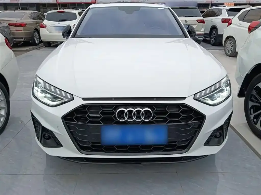 Audi A4L 2023 из CN, фото 8