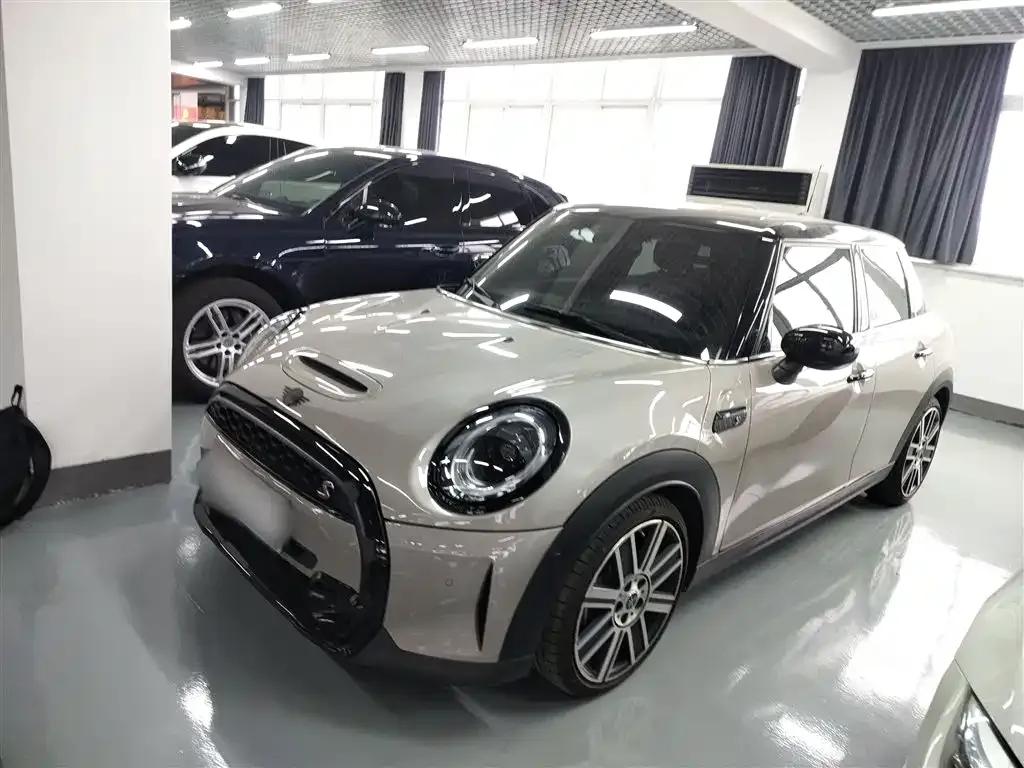 MINI Cooper (3-door) 2024 из CN, фото 7