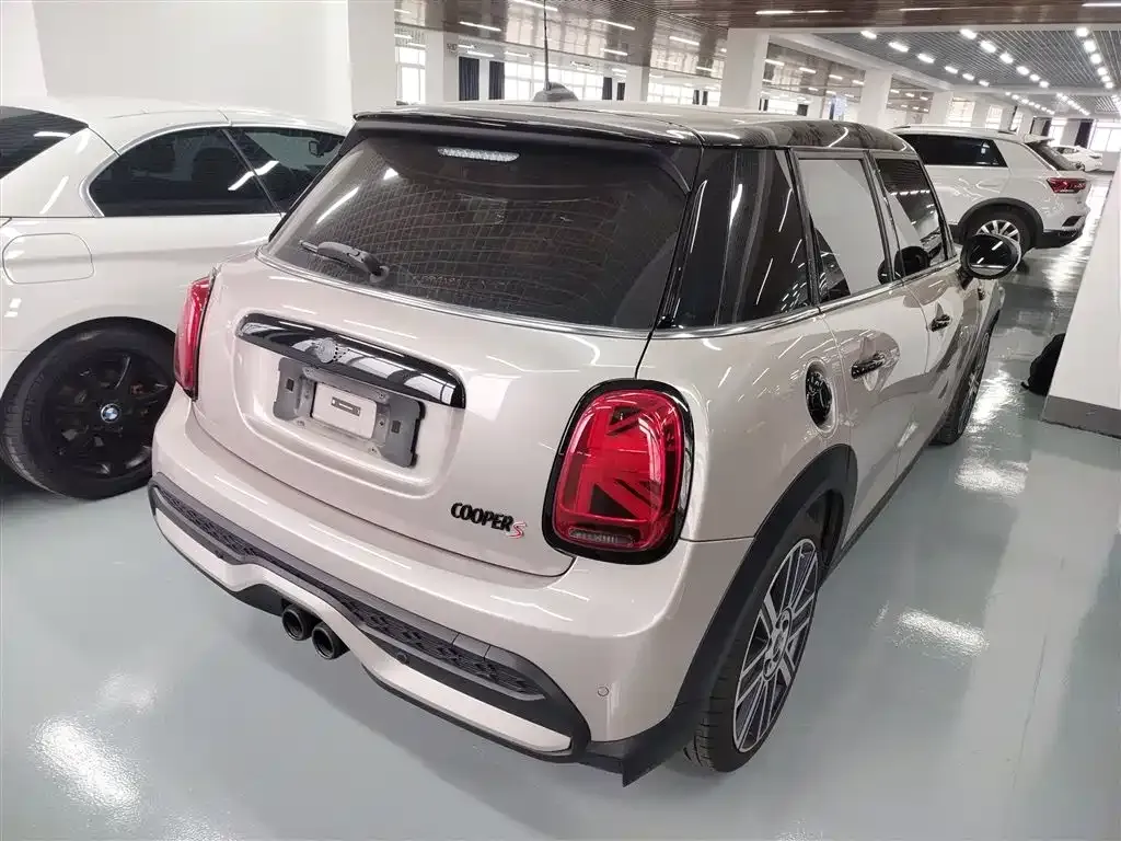 MINI Cooper (3-door) 2024 из CN, фото 5