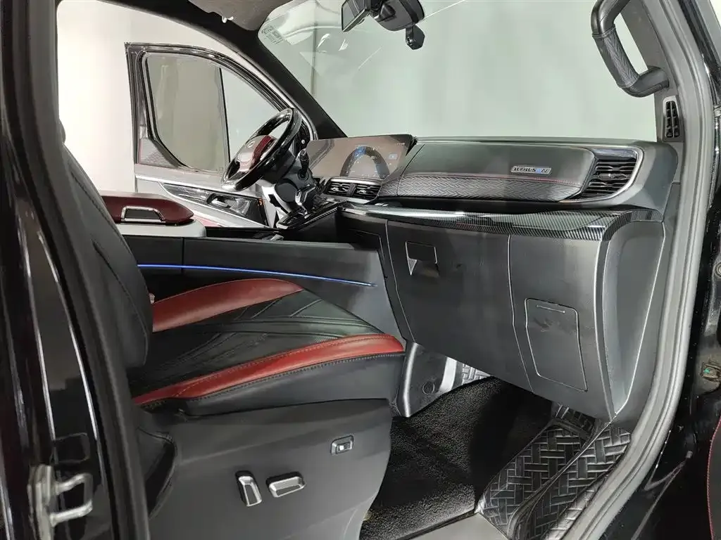 Ford Tourneo 2024 из CN, фото 5