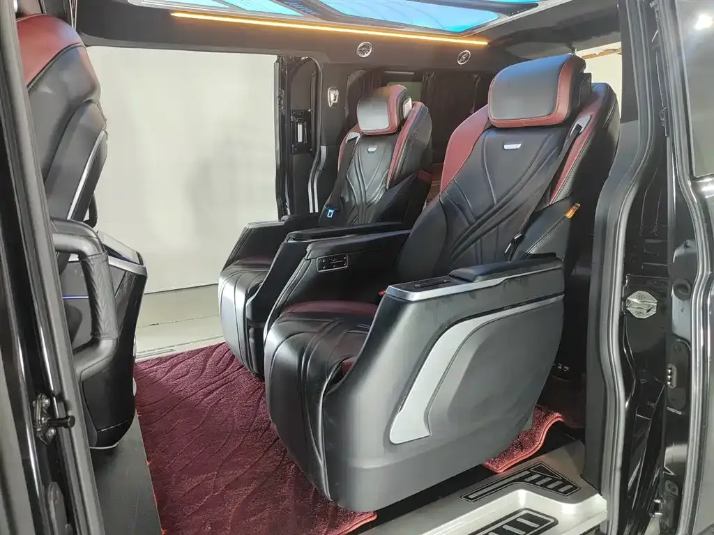 Ford Tourneo 2024 из CN, фото 6