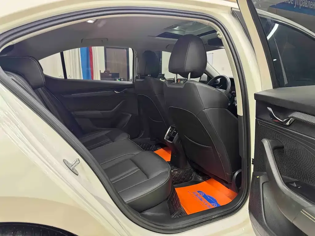 Skoda Octavia 2021 из CN, фото 8