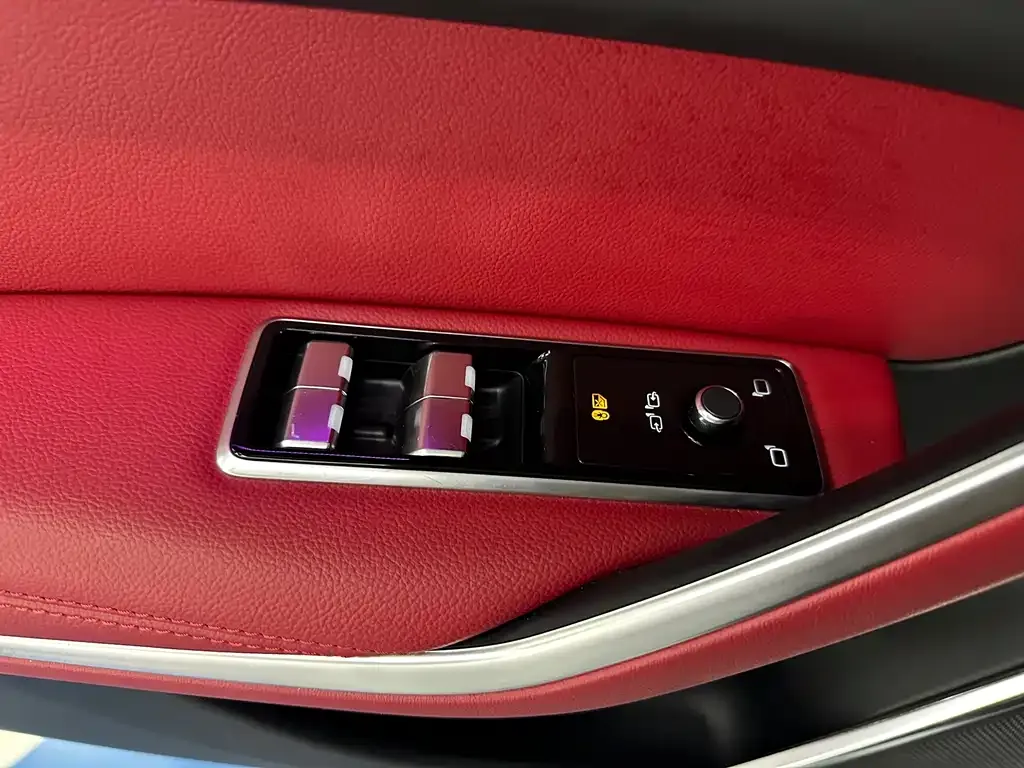 Jaguar F-PACE 2024 из CN, фото 4