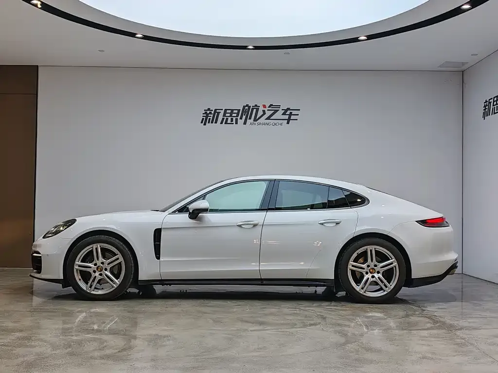 Porsche Panamera — фото 9