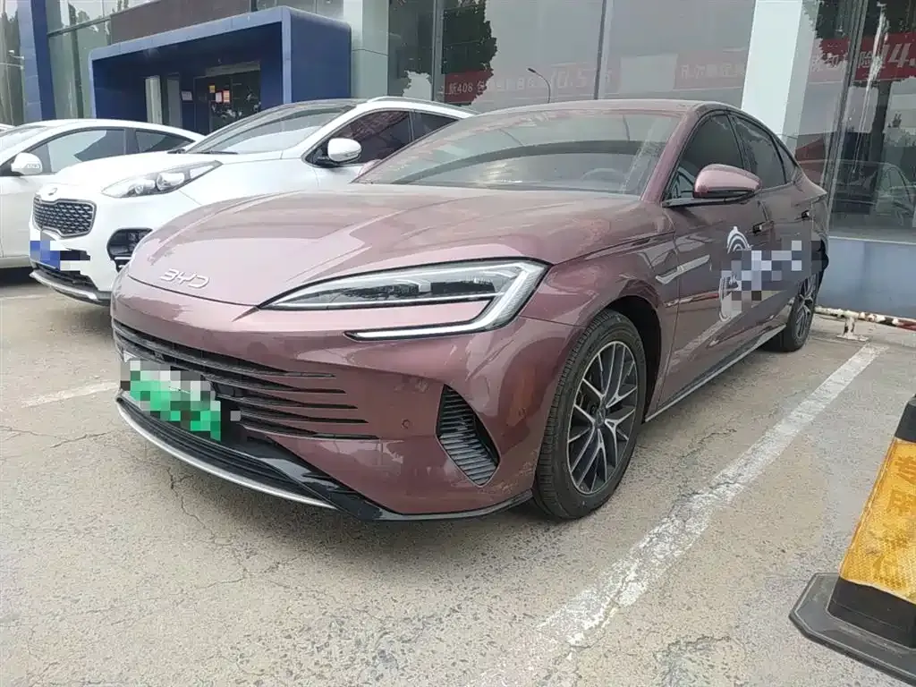 BYD Seal — фото 2