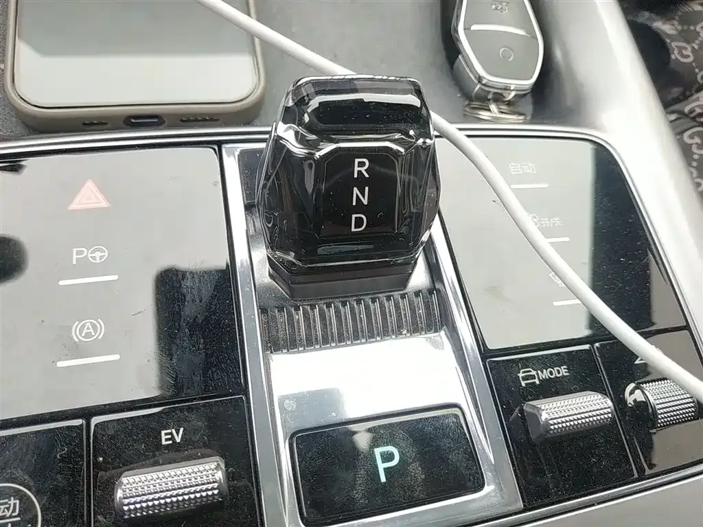 BYD Seal — фото 6