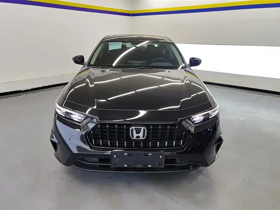 Honda Inspire 2025 из CN, фото 2