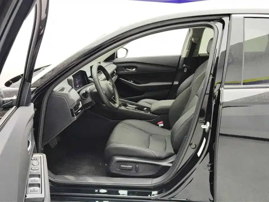 Honda Inspire 2025 из CN, фото 10