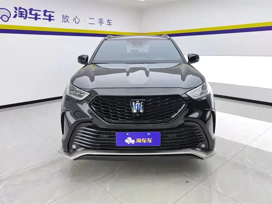 Toyota Crown Kluger 2023 из CN, фото 2