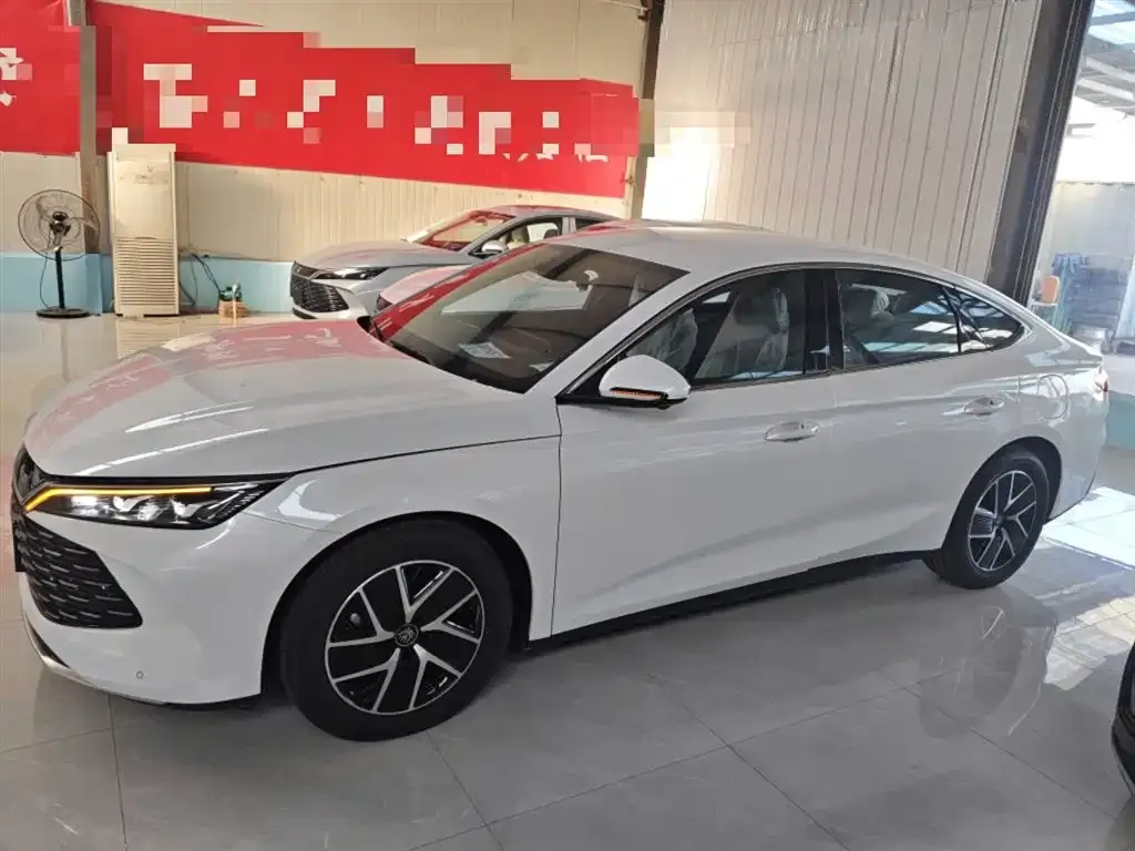 BYD Qin L — фото 7