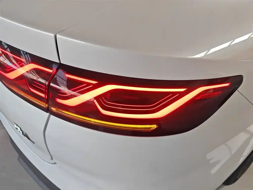 BYD Qin L — фото 4