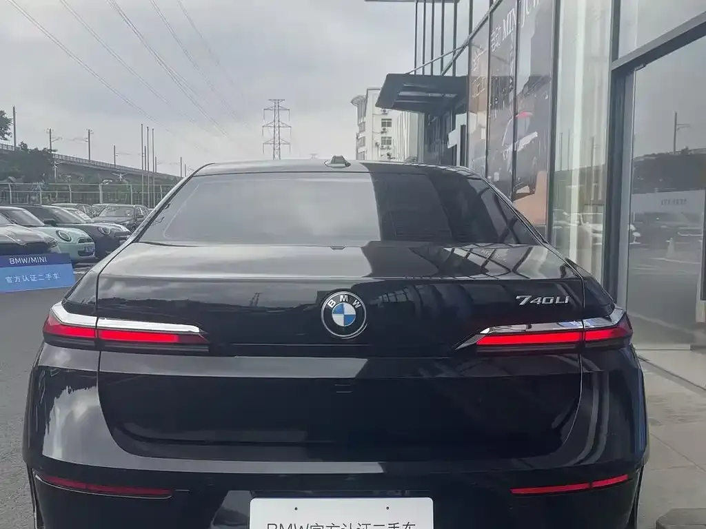 BMW 7 Series 2024 из CN, фото 3