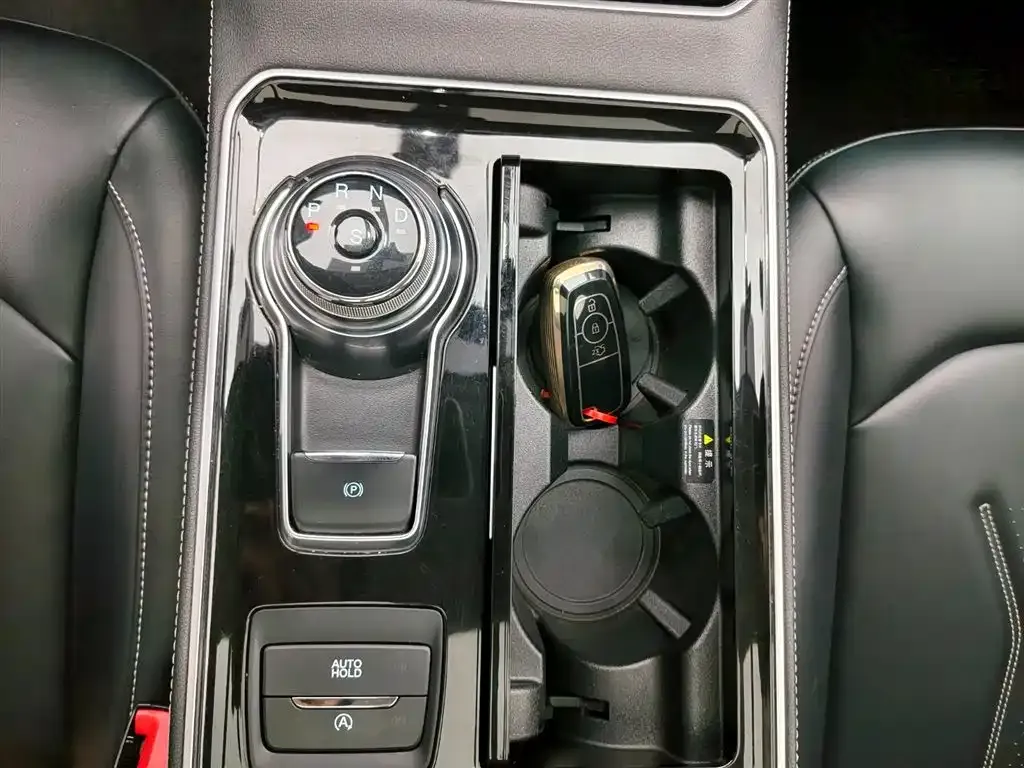 Ford Edge 2022 из CN, фото 9