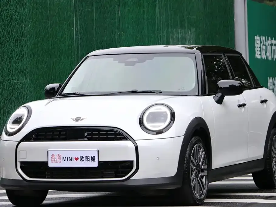 MINI Cooper (3-door) 2025 из CN, фото 1