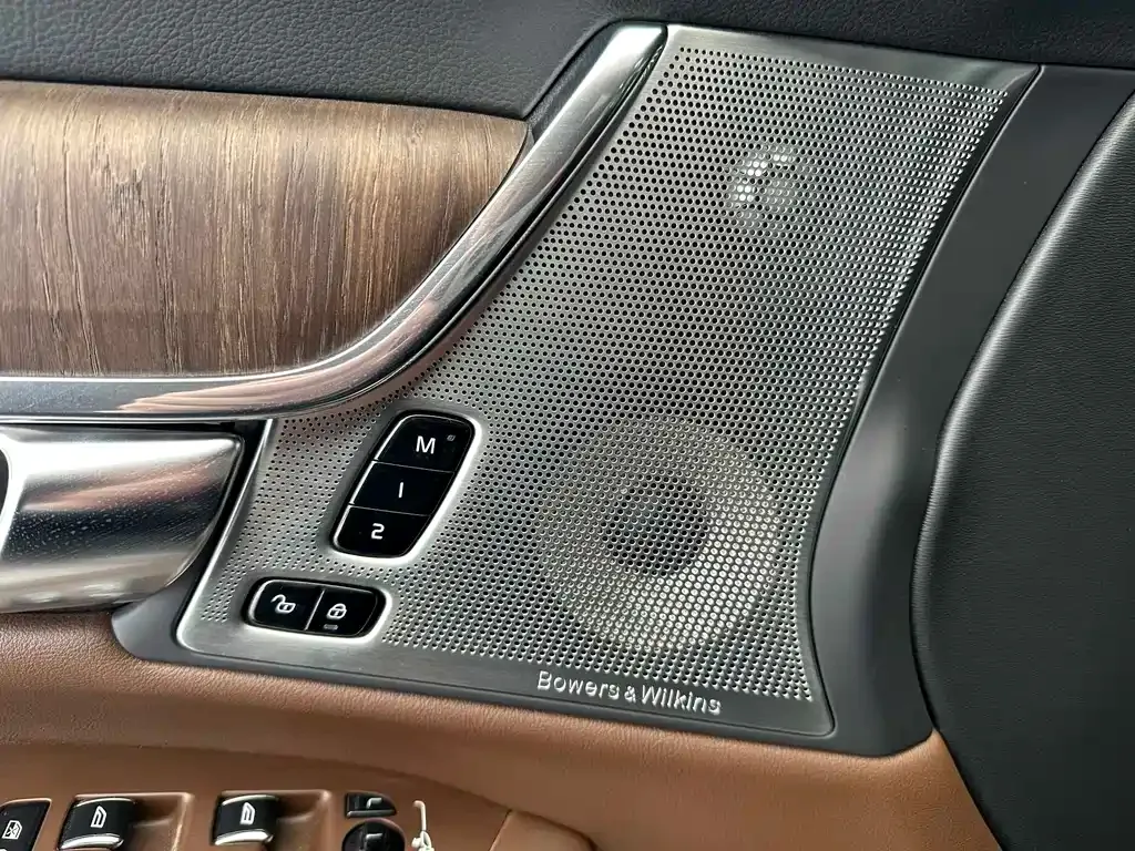 Volvo S90 — фото 10
