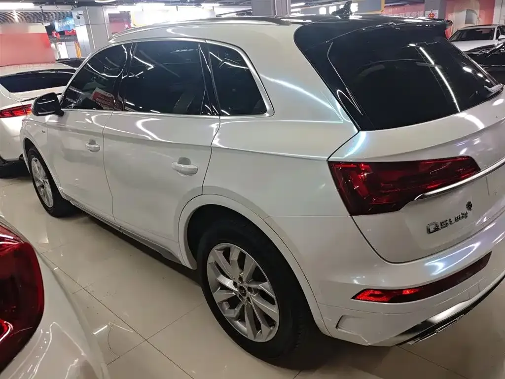 Audi Q5L 2022 из CN, фото 6