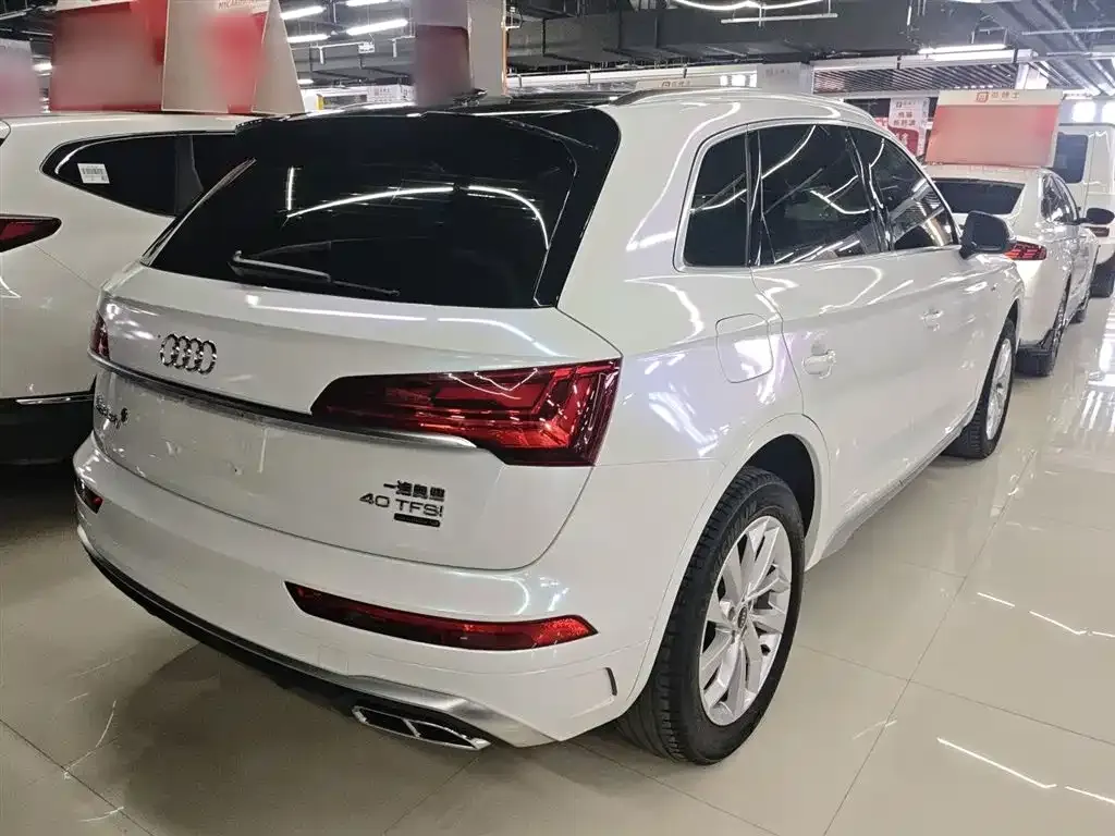 Audi Q5L 2022 из CN, фото 3