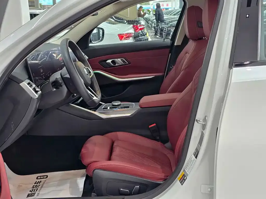 BMW i3 2024 из CN, фото 2