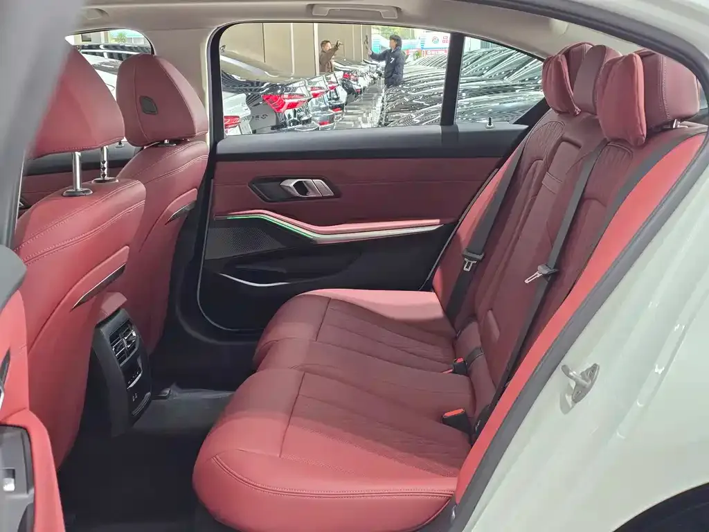 BMW i3 2024 из CN, фото 4