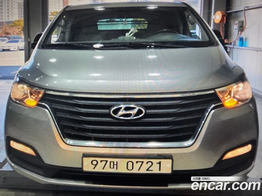 Hyundai Starex 2021 из KR, фото 2
