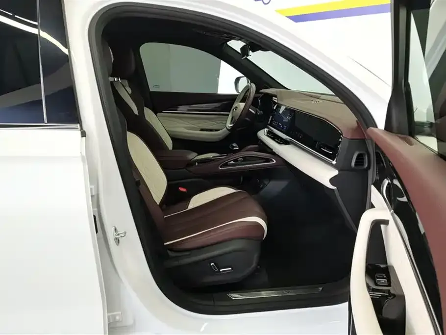 Geely Xingyue L 2023 из CN, фото 8