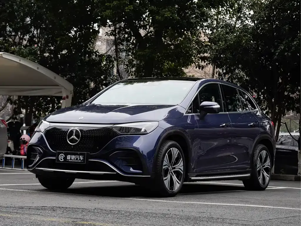 Mercedes-Benz EQE SUV 2023 из CN, фото 1