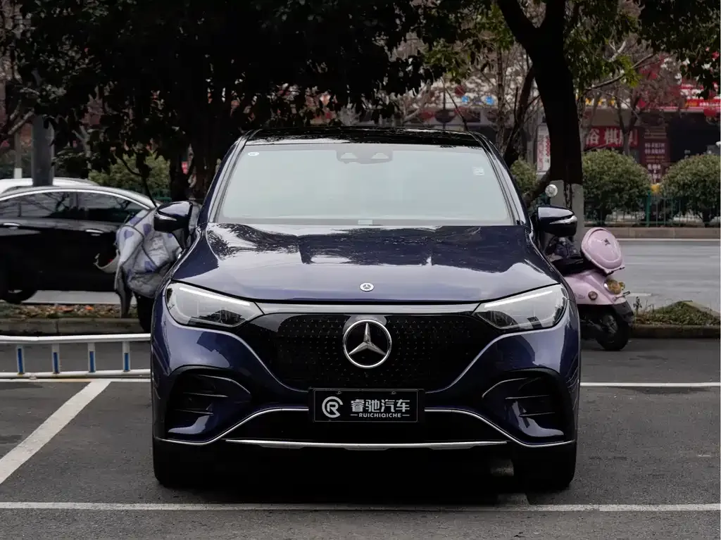 Mercedes-Benz EQE SUV 2023 из CN, фото 9