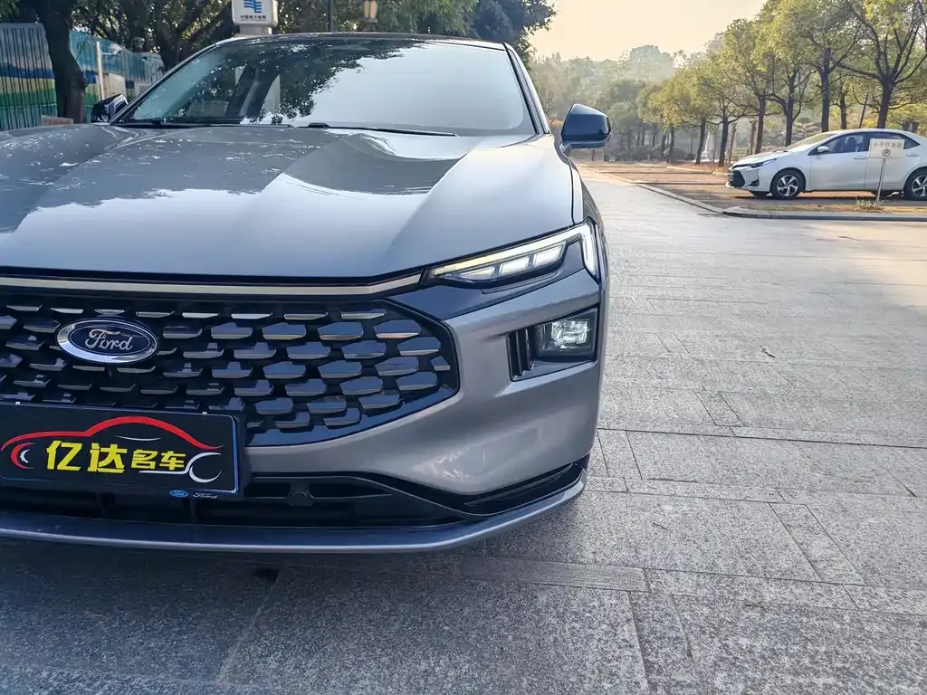 Ford Mondeo 2023 из CN, фото 6