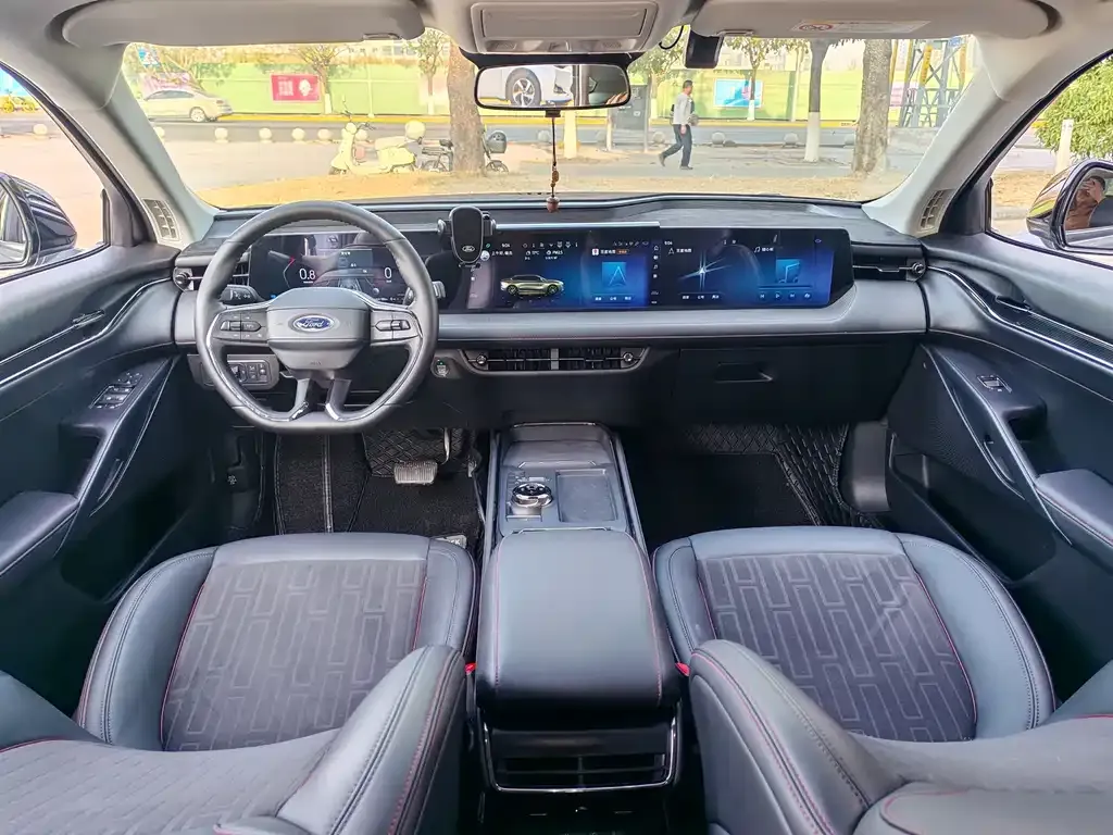 Ford Mondeo 2023 из CN, фото 5