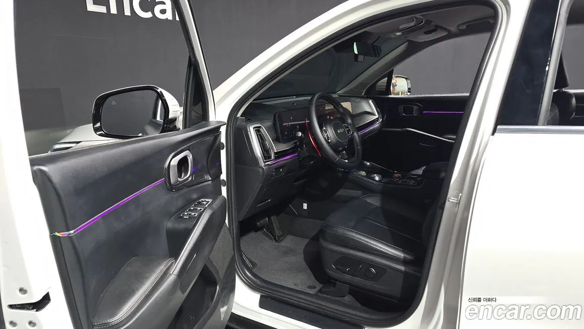 Kia Sorento — фото 8