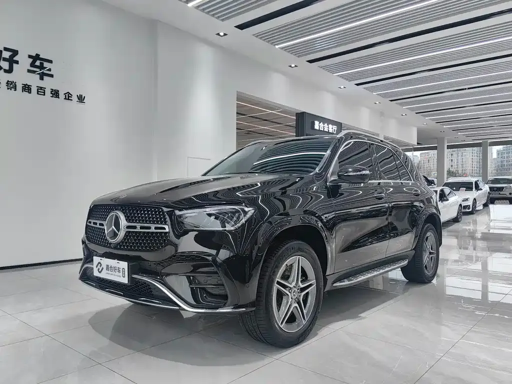 Mercedes-Benz GLE — фото 1