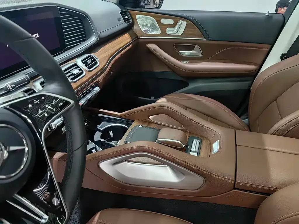 Mercedes-Benz GLE — фото 4