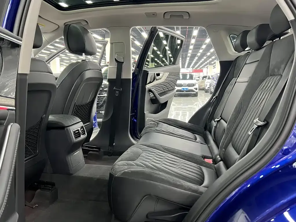 Hongqi HS5 2021 из CN, фото 3