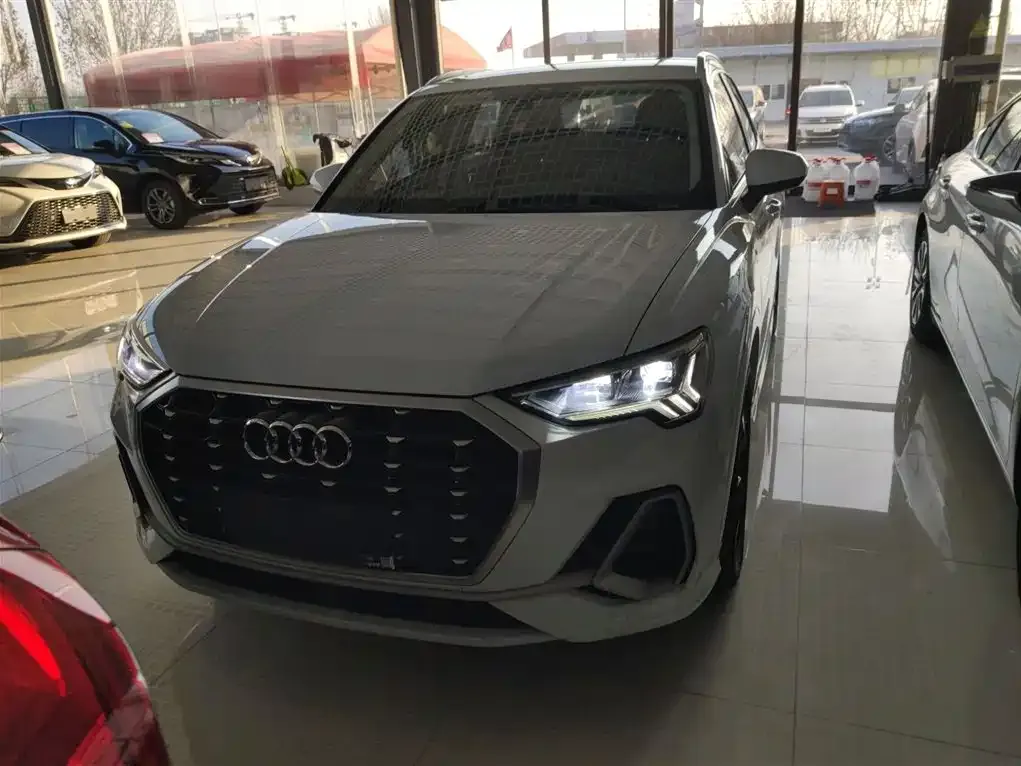 Audi Q3 2021 из CN, фото 9
