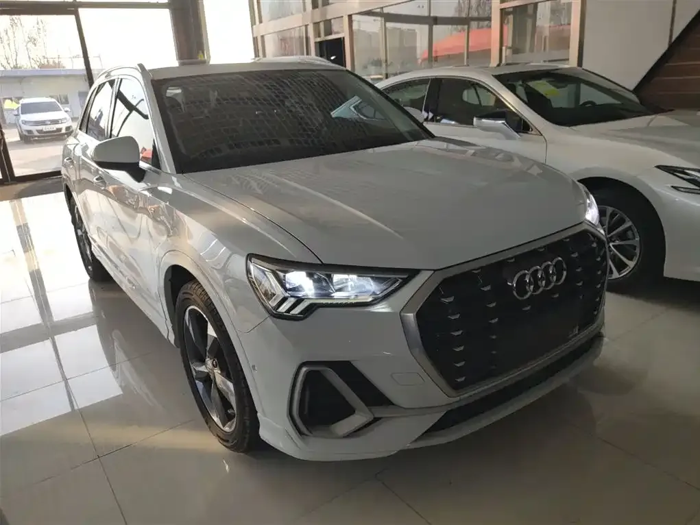 Audi Q3 2021 из CN, фото 7