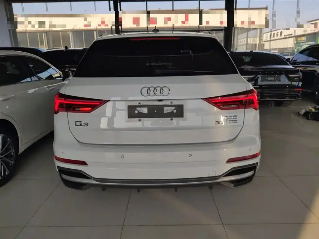 Audi Q3 2021 из CN, фото 2
