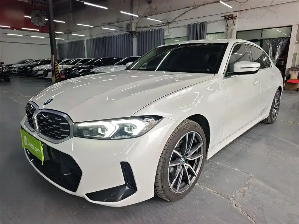BMW 3 Series 2023 из CN, фото 1
