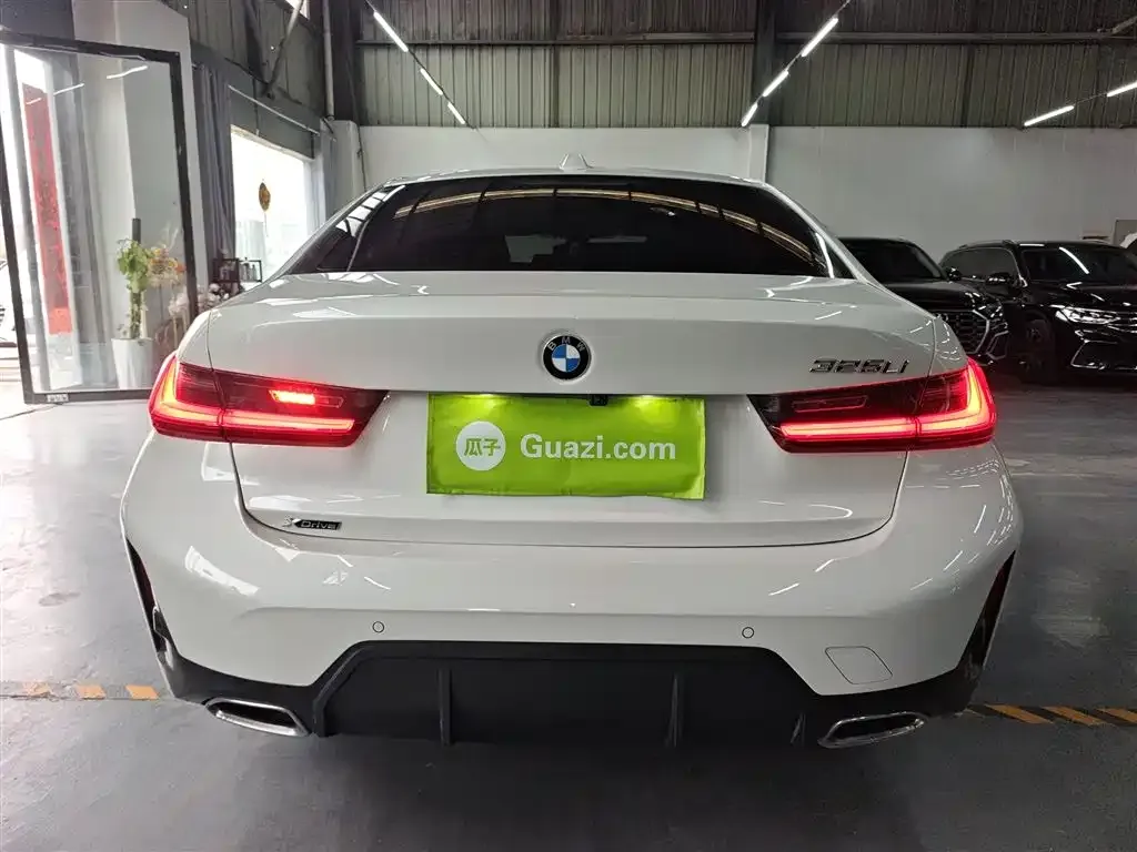 BMW 3 Series 2023 из CN, фото 9