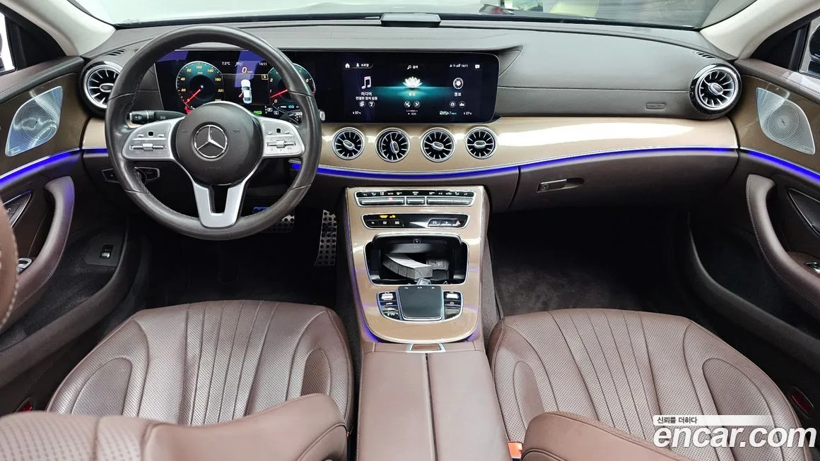 Mercedes-Benz CLS-Class — фото 10