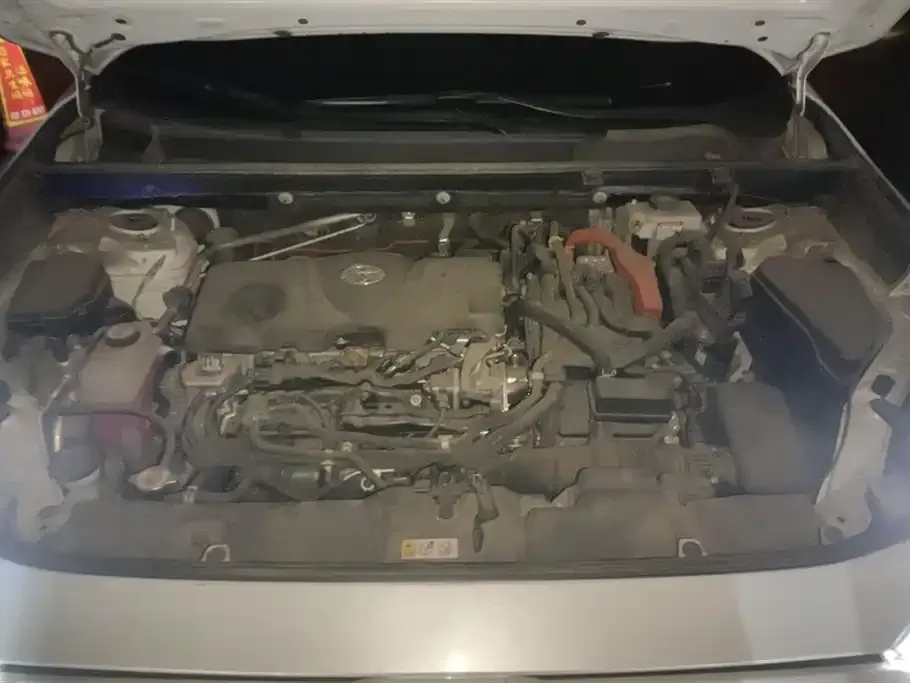 Toyota RAV4 2023 из CN, фото 9