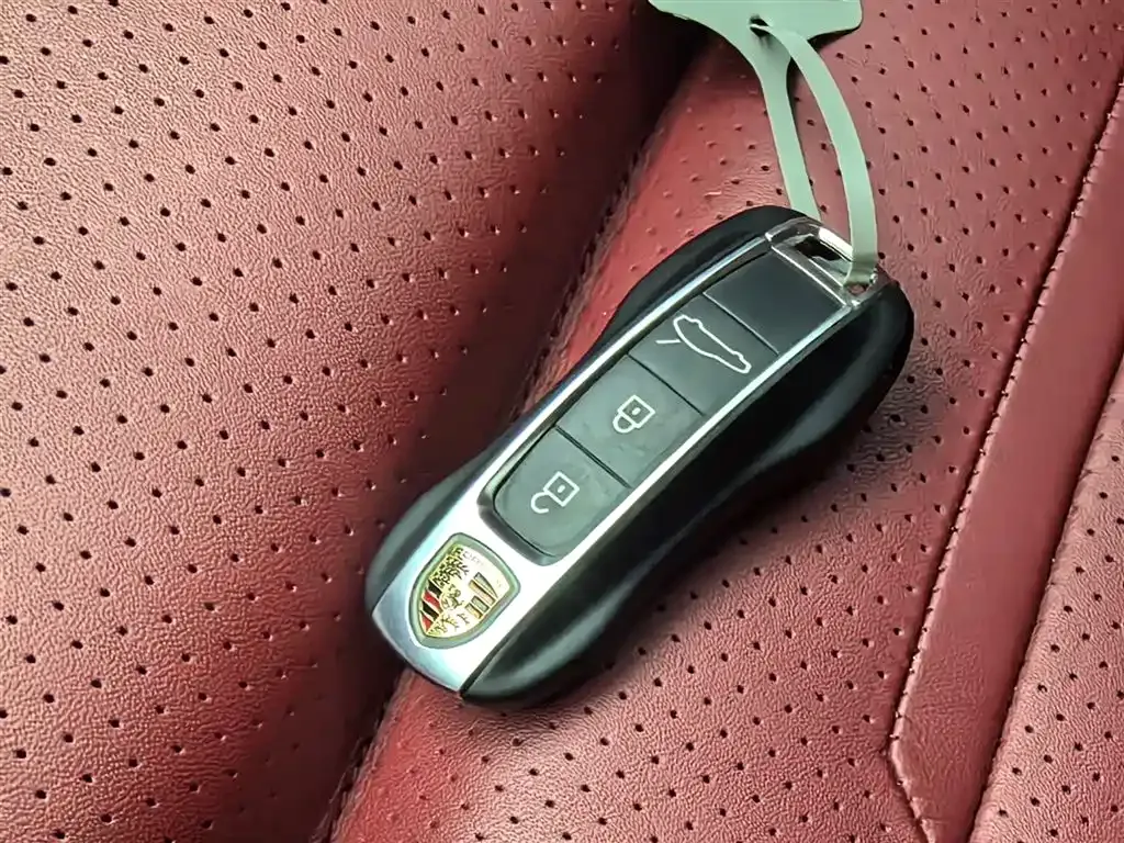 Porsche Panamera — фото 9