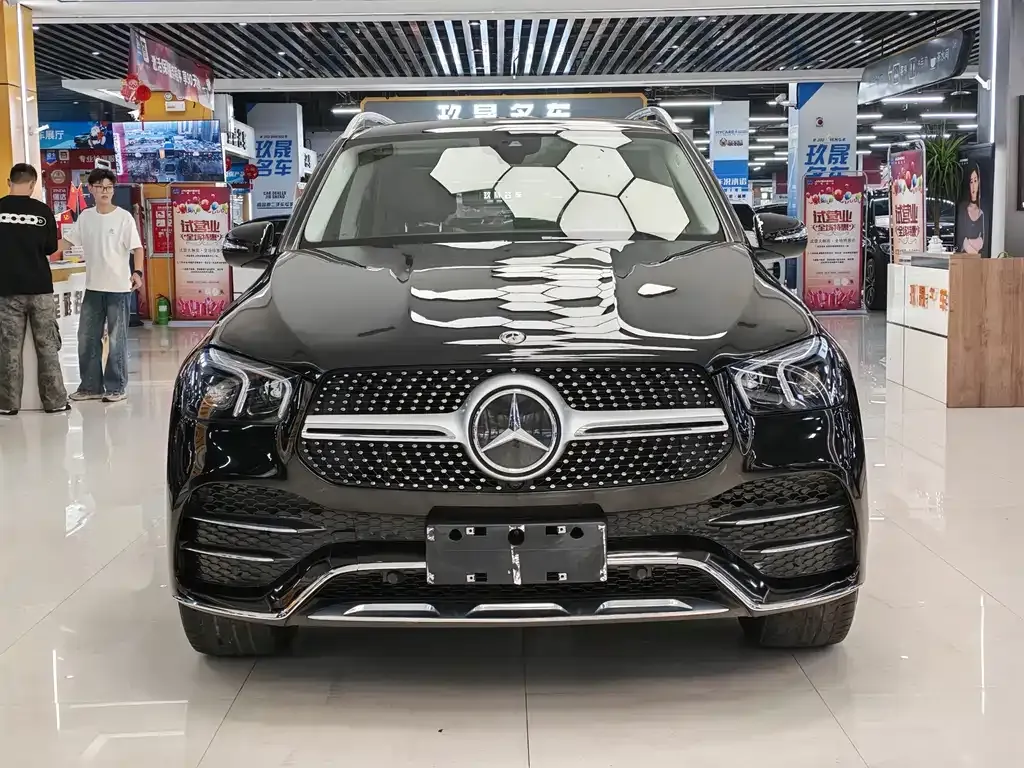 Mercedes-Benz GLE — фото 8